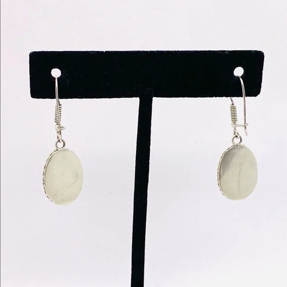 Sterling Vintage Earrings Purple Lace Agate Dangles Drops